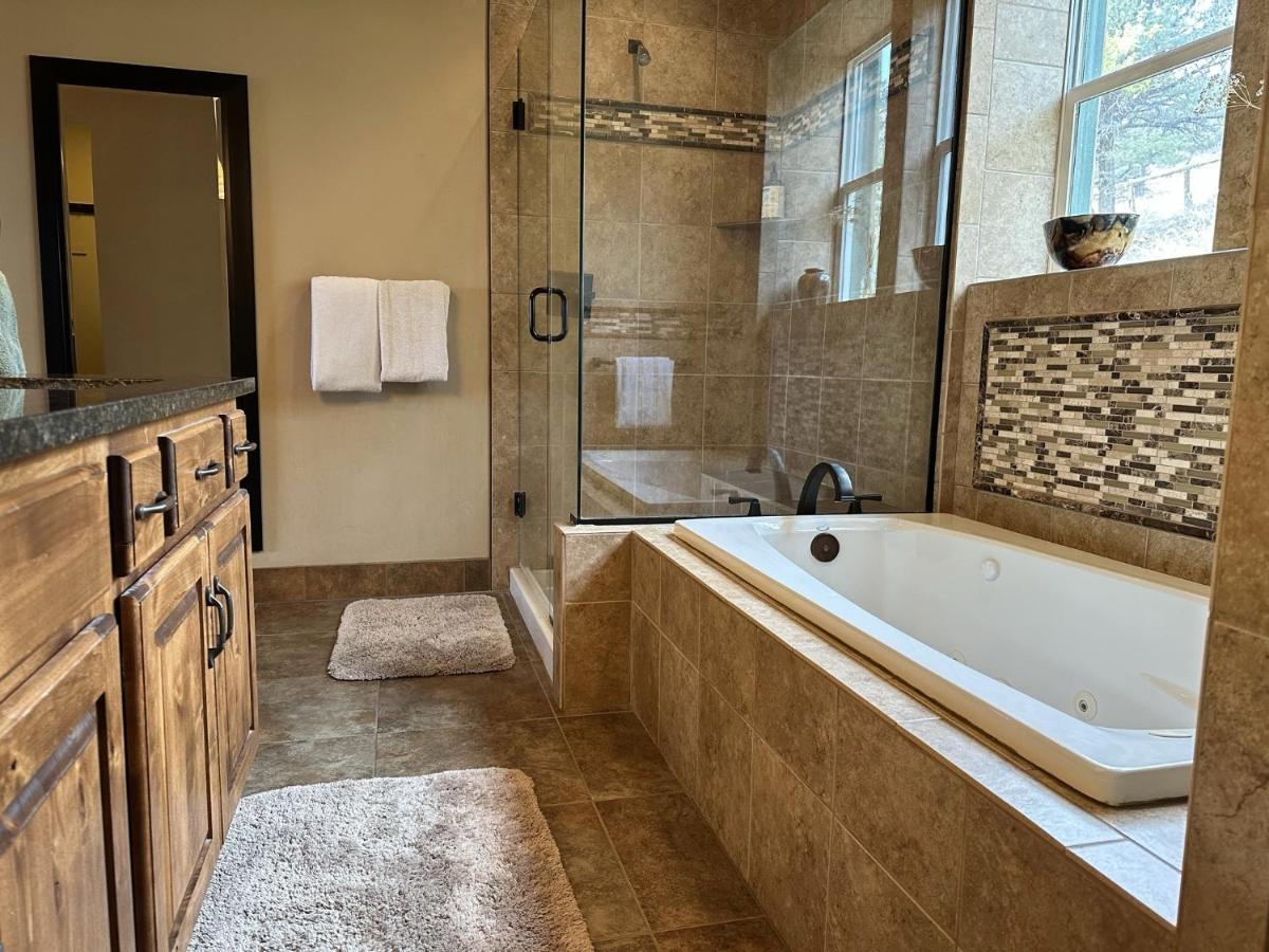 Private Retreat On Working Horse And Cattle Ranch Villa Салида Екстериор снимка